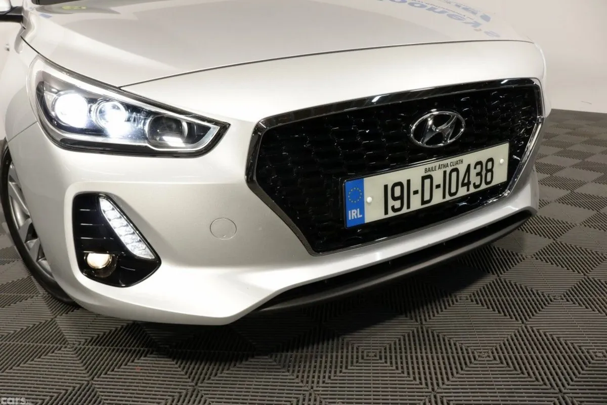 Hyundai i30 Hatchback, Petrol, 2019, Grey