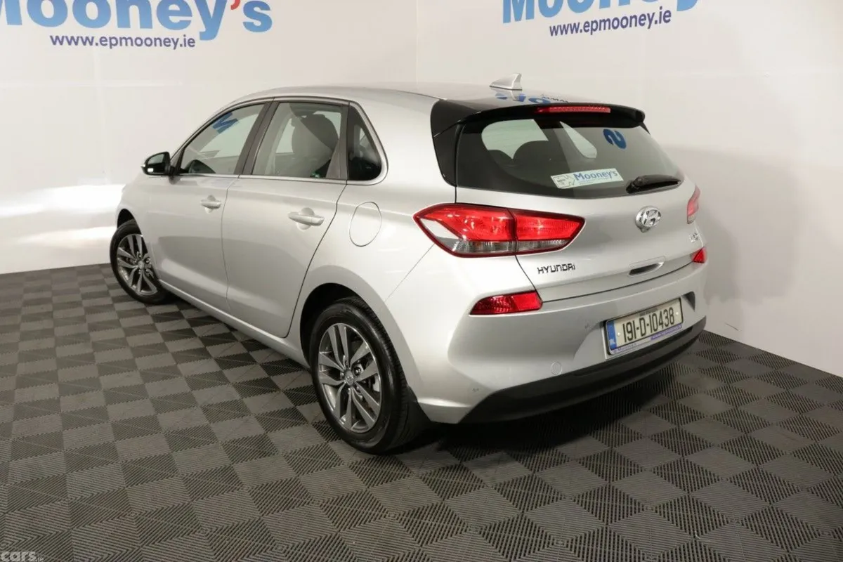 Hyundai i30 Hatchback, Petrol, 2019, Grey