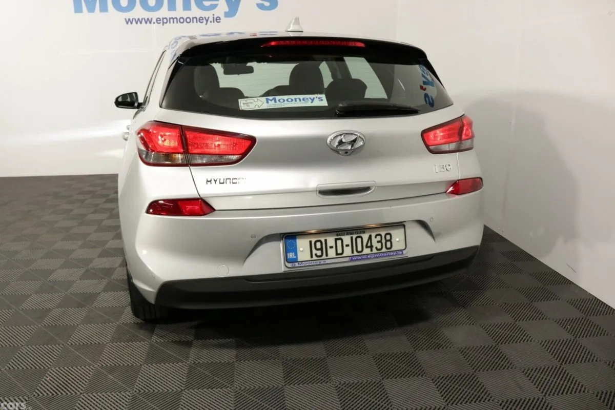 Hyundai i30 Hatchback, Petrol, 2019, Grey
