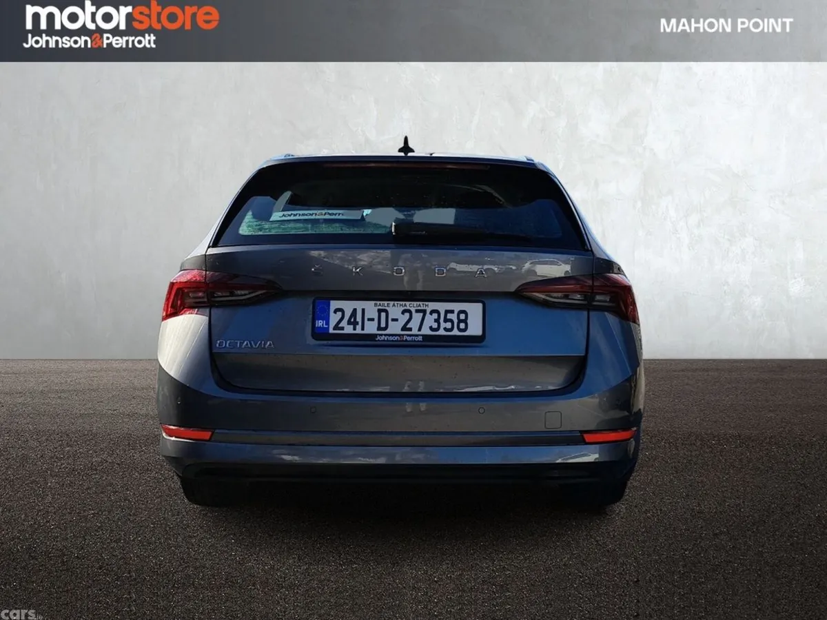Skoda Octavia Estate, Diesel, 2024, Grey
