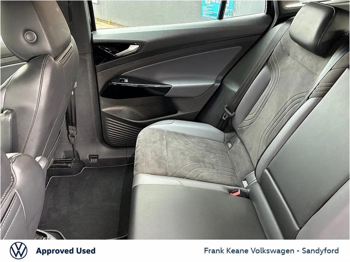 Volkswagen ID.4 Estate, Electric, 2023, Black