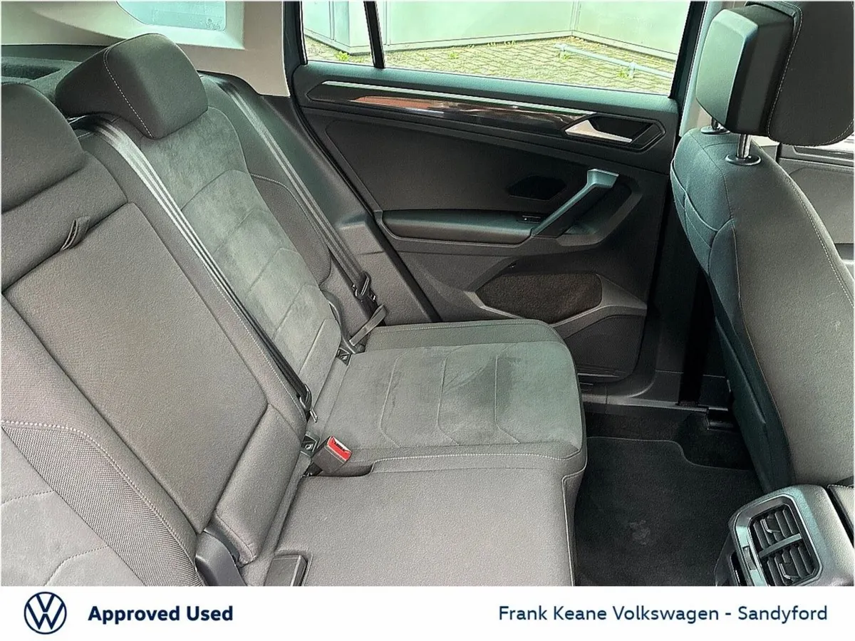Volkswagen Tiguan SUV, Petrol Plug-in Hybrid, 2022, Grey