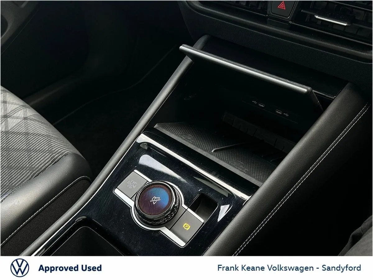 Volkswagen Tayron Estate, Petrol Plug-in Hybrid, 2025, Silver