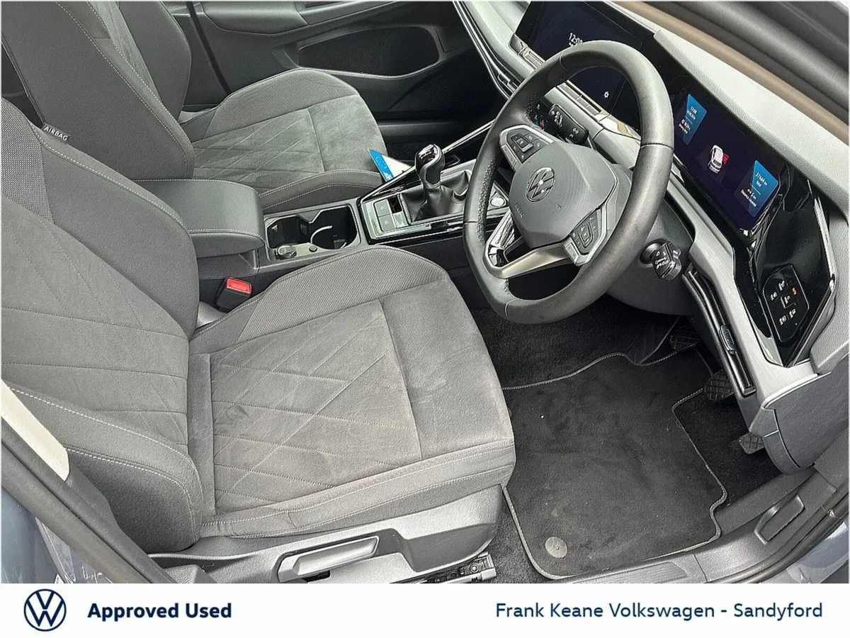 Volkswagen Golf Estate, Petrol, 2024, Grey