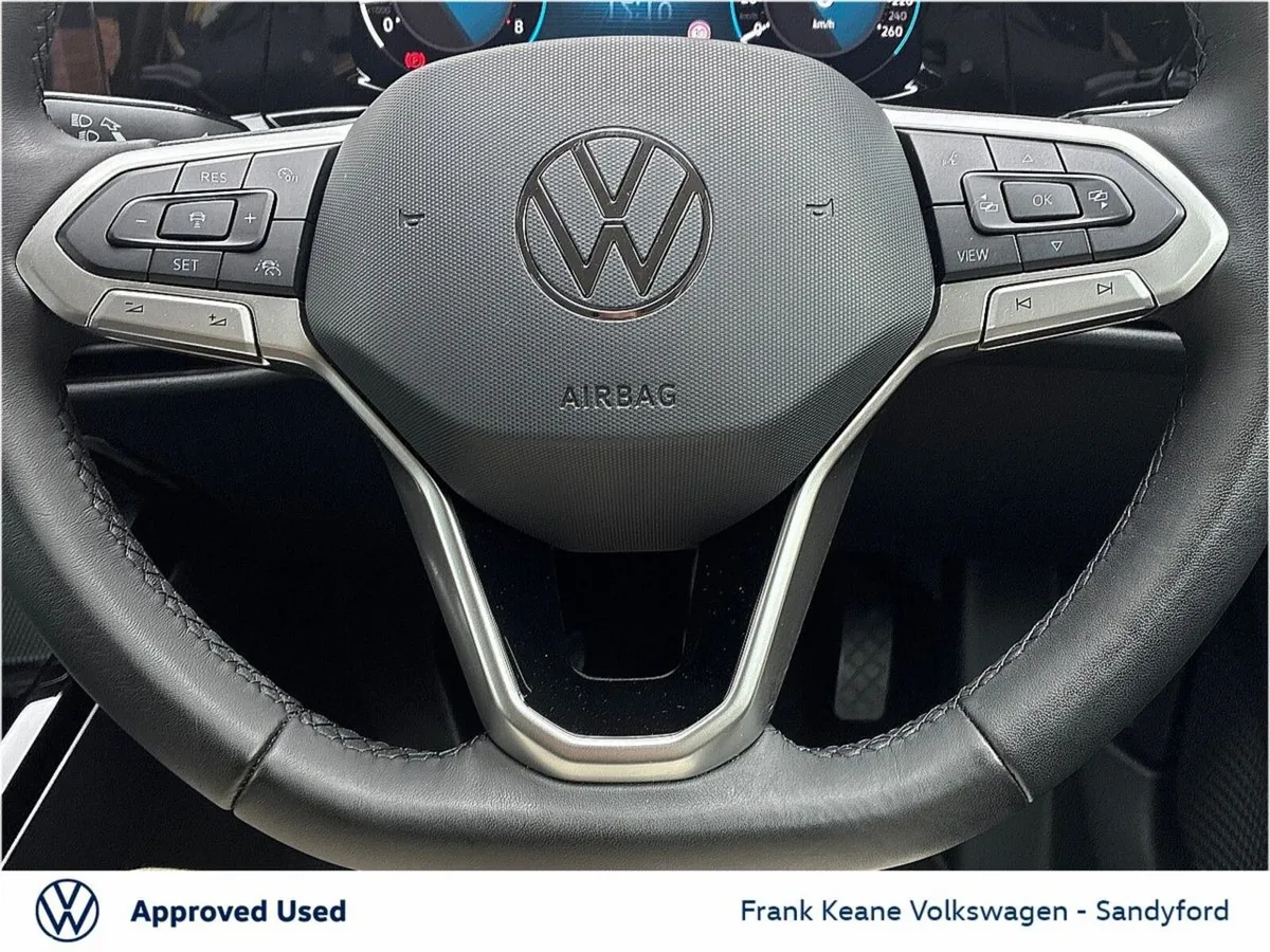 Volkswagen Golf Estate, Petrol, 2024, Grey