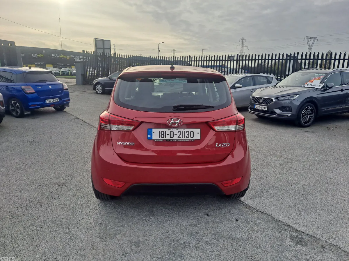 Hyundai ix20 MPV, Petrol, 2018, Red
