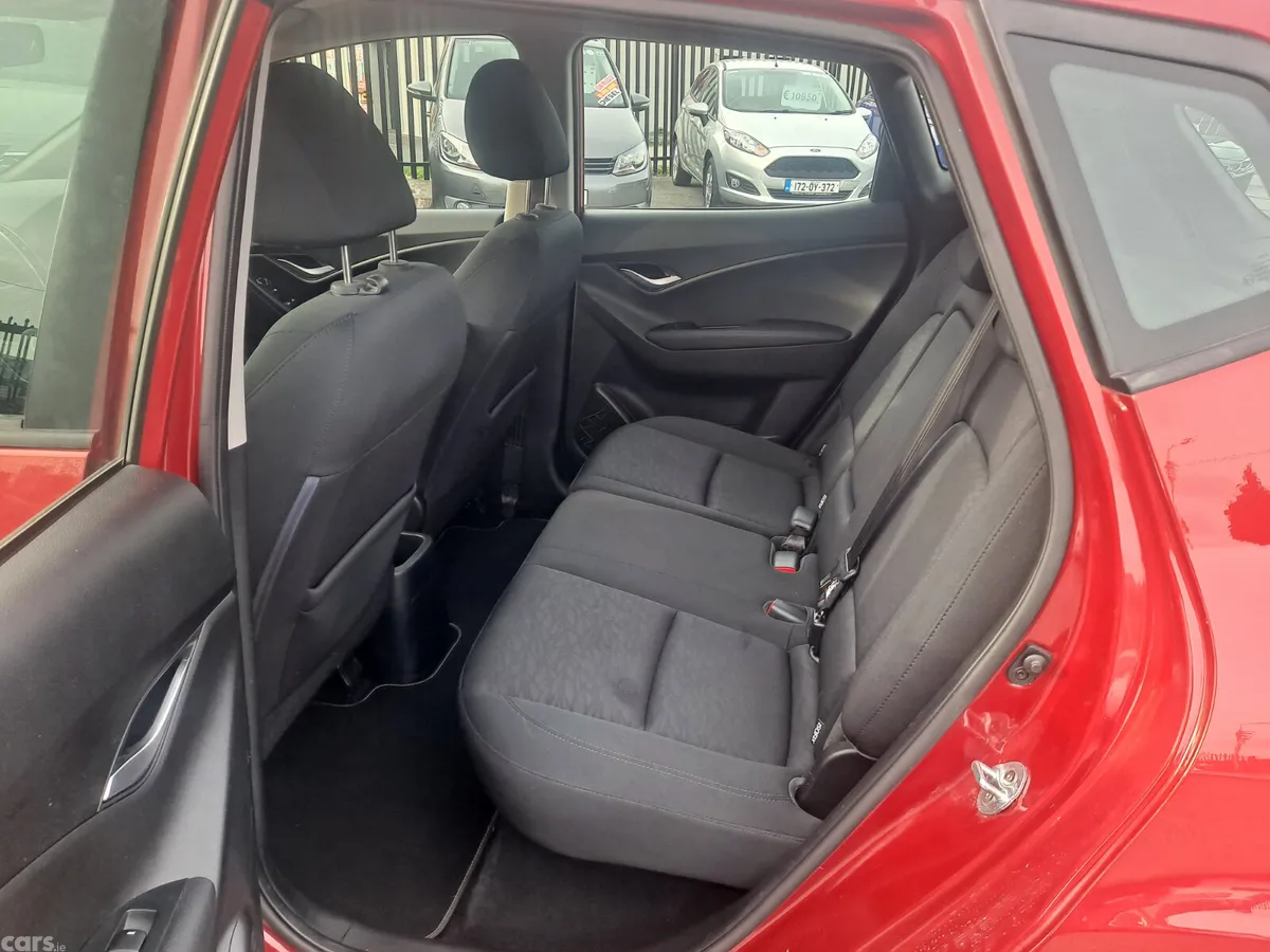 Hyundai ix20 MPV, Petrol, 2018, Red
