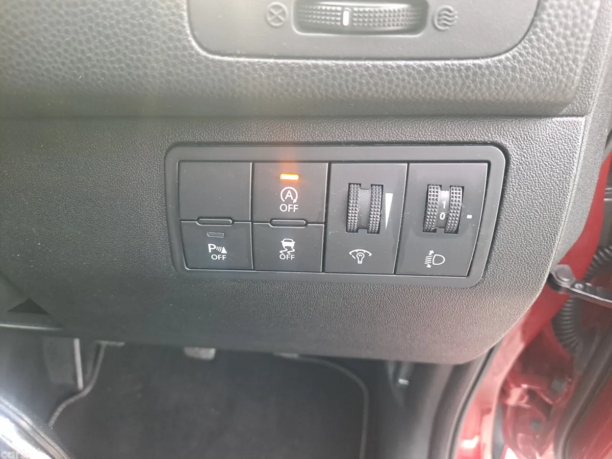 Hyundai ix20 MPV, Petrol, 2018, Red