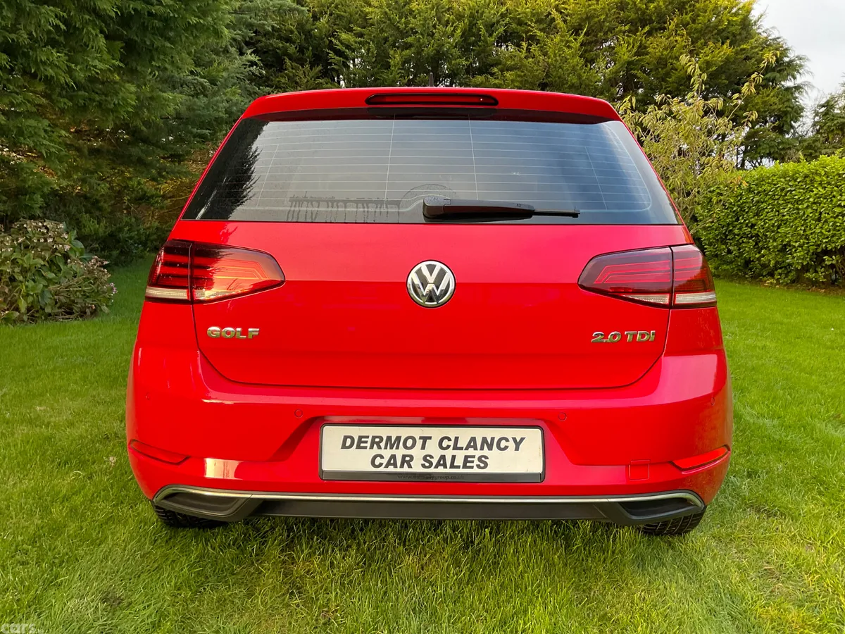 Volkswagen Golf Hatchback, Diesel, 2017, Red