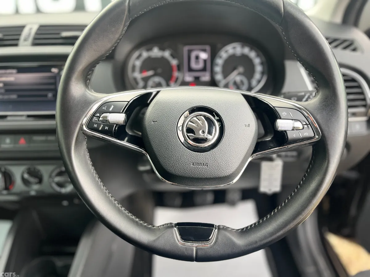 Skoda Fabia Hatchback, Petrol, 2021, Black