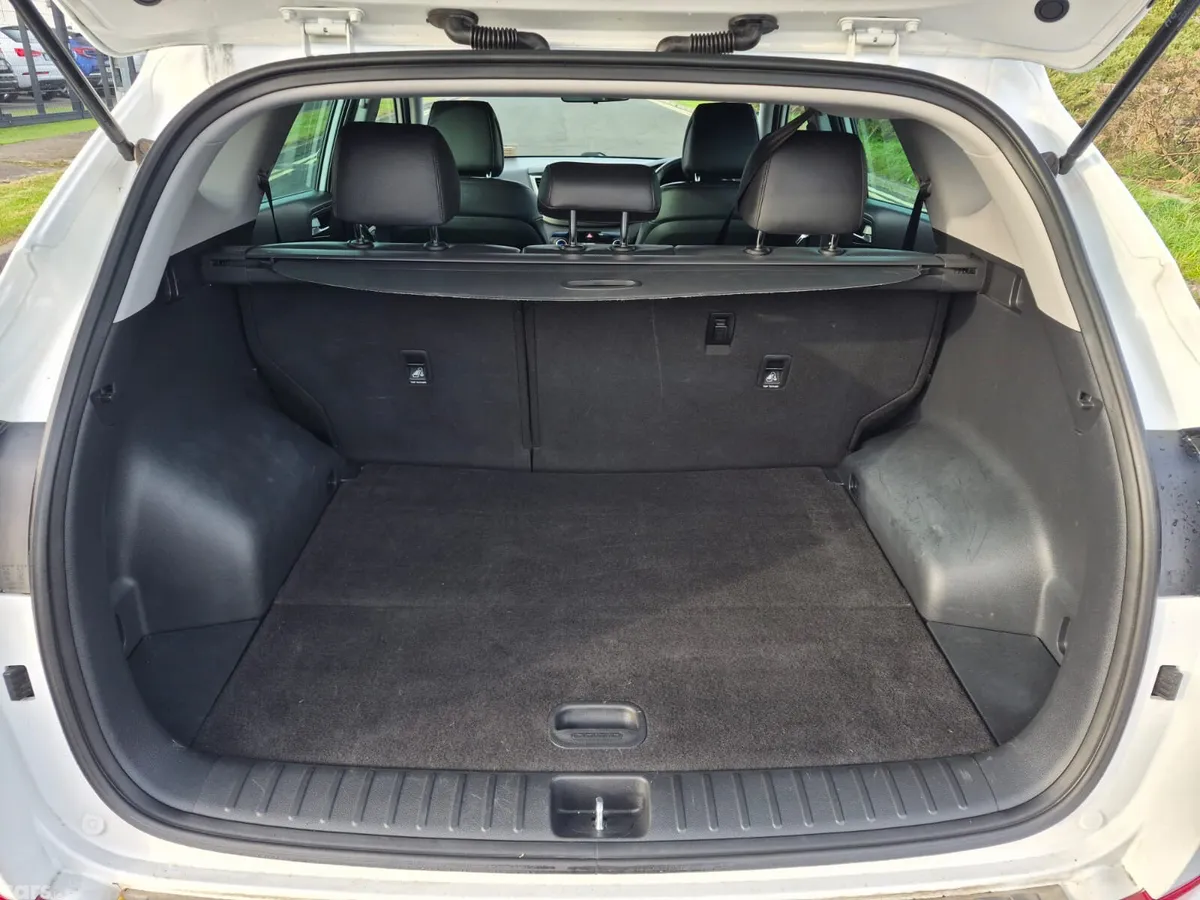 Hyundai Tucson SUV, Diesel, 2018, White