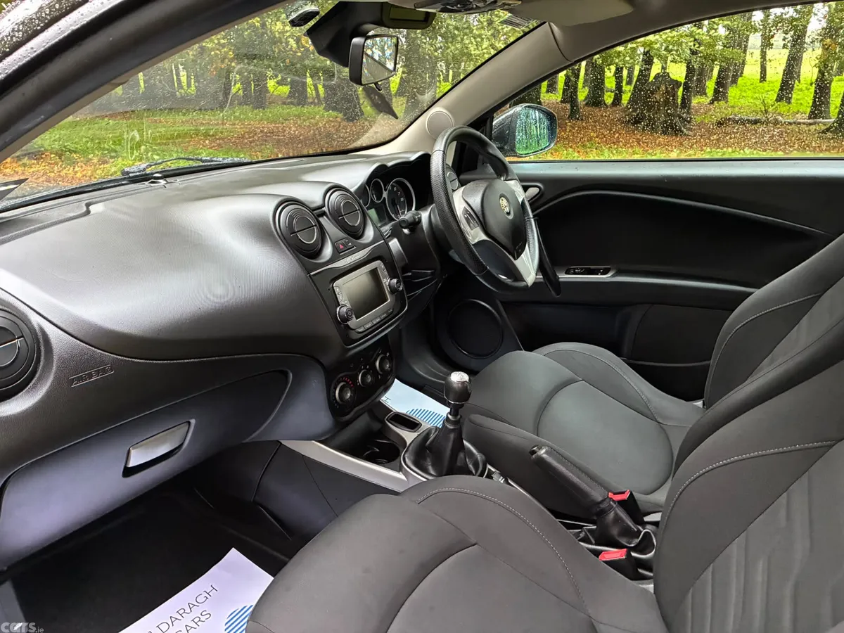 Alfa Romeo Mito Hatchback, Petrol, 2015, Black