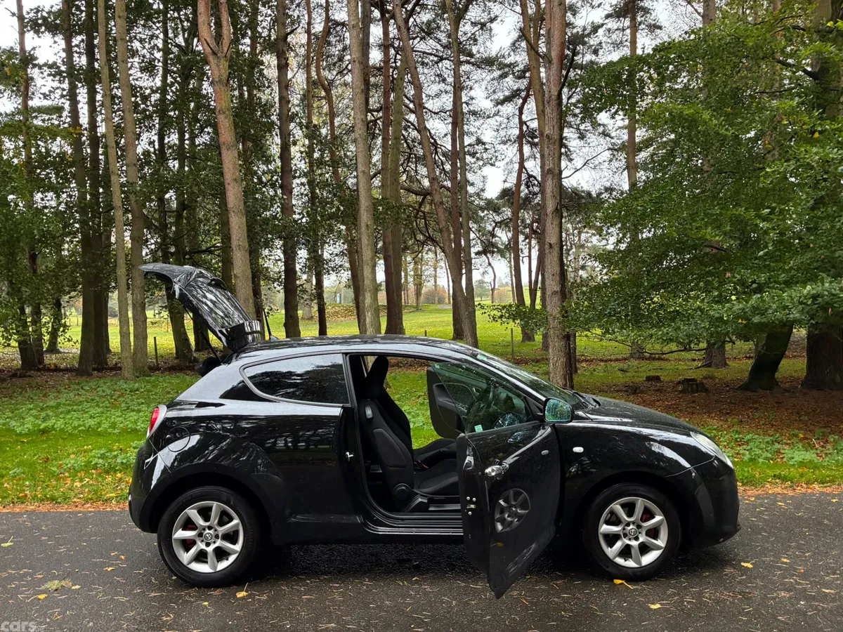 Alfa Romeo Mito Hatchback, Petrol, 2015, Black