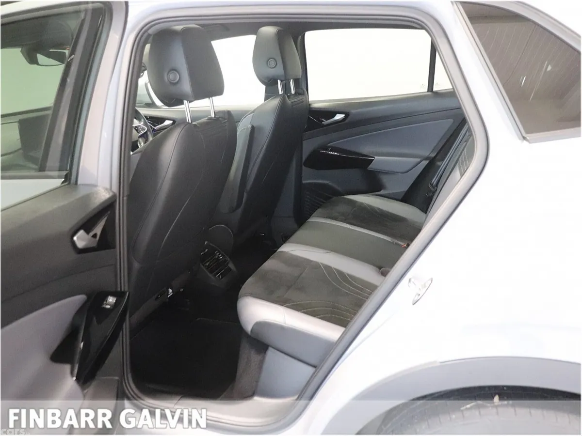 Volkswagen ID.4 Estate, Electric, 2023, Grey