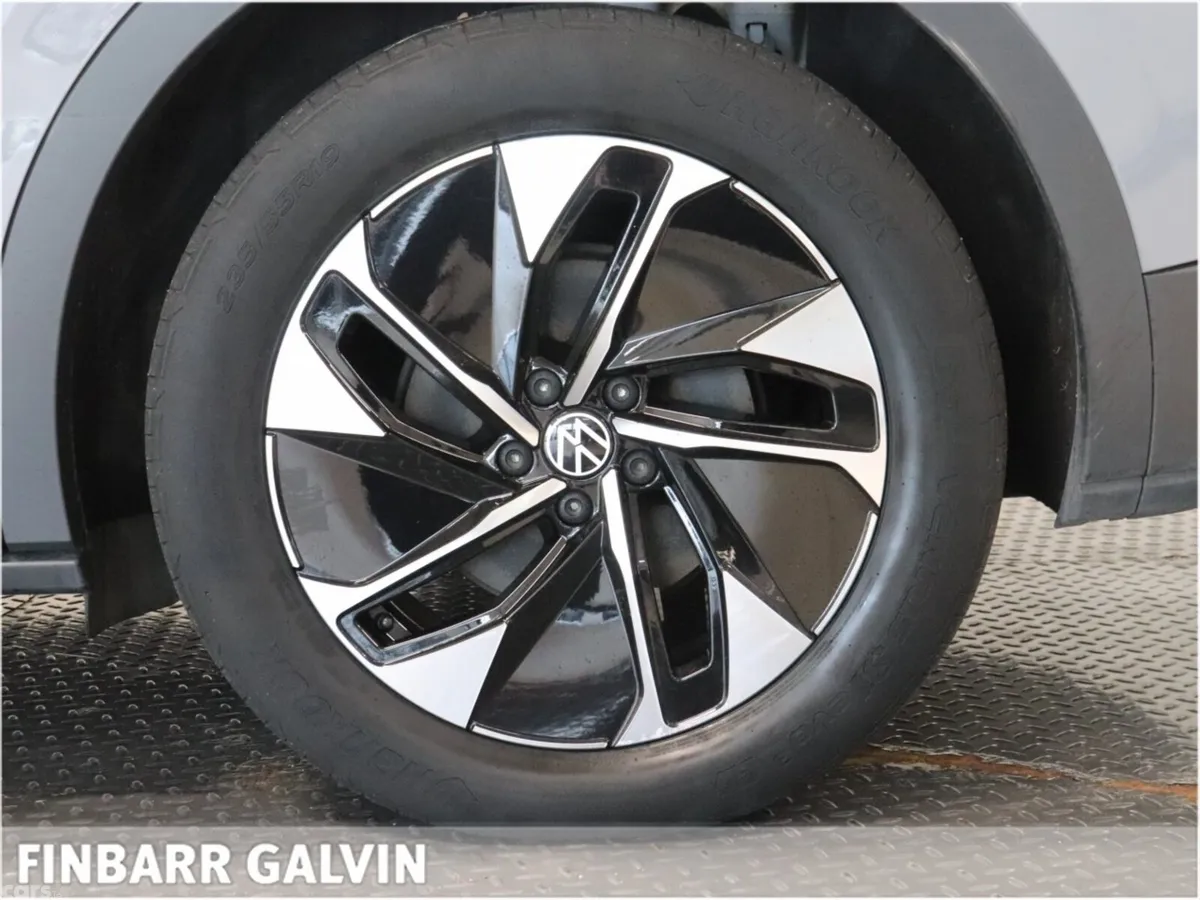 Volkswagen ID.4 Estate, Electric, 2023, Grey