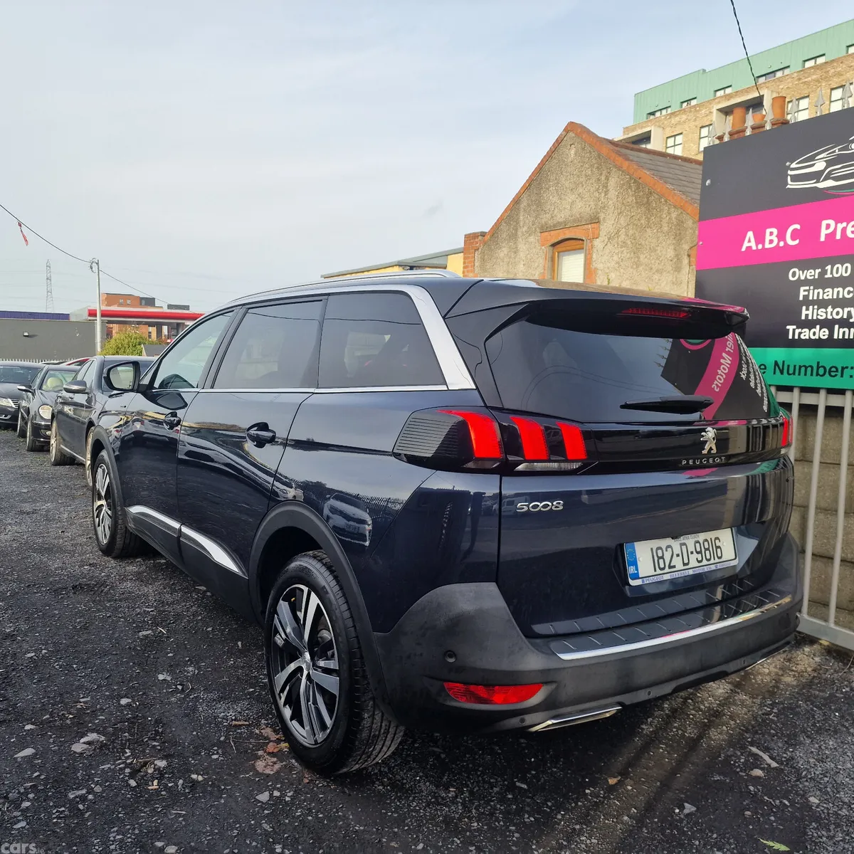 Peugeot 5008 MPV, Petrol, 2018, Blue