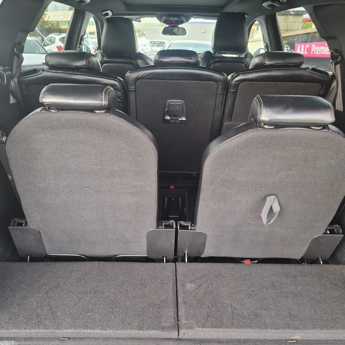 Peugeot 5008 MPV, Petrol, 2018, Blue