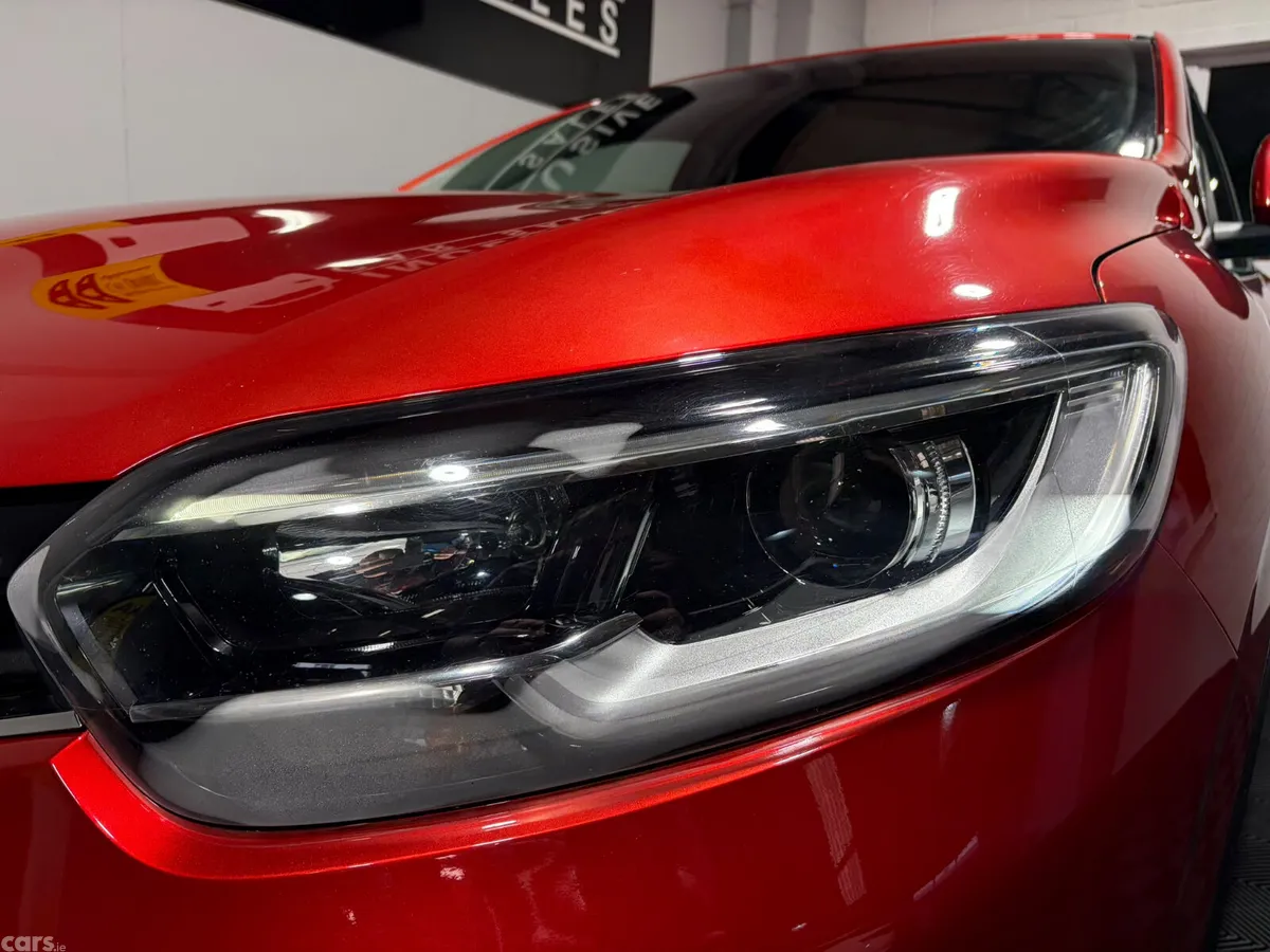 Renault Kadjar SUV, Petrol, 2022, Red