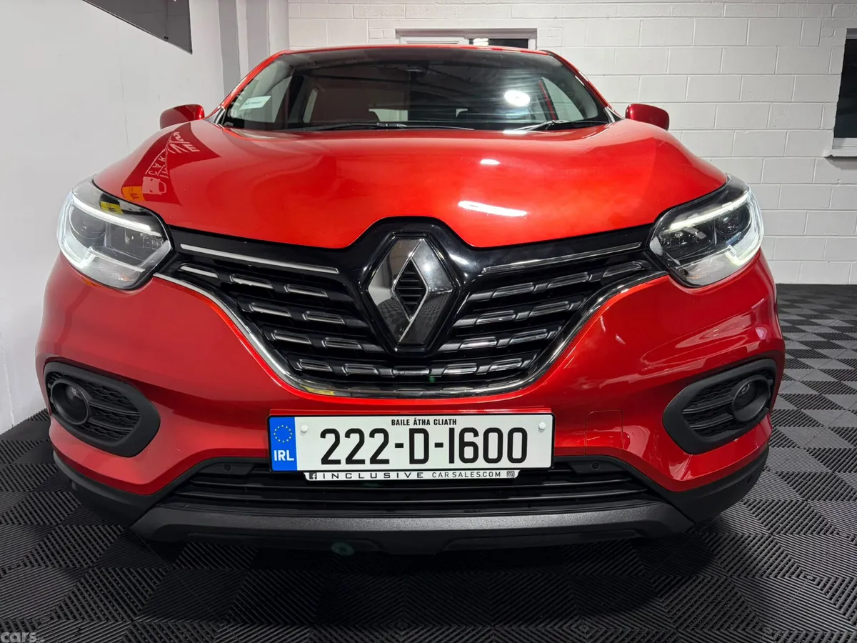 Renault Kadjar SUV, Petrol, 2022, Red