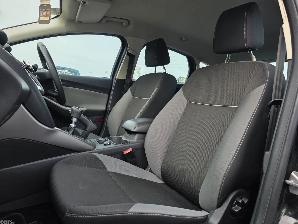 Ford Focus Hatchback, Diesel, 2013, Black