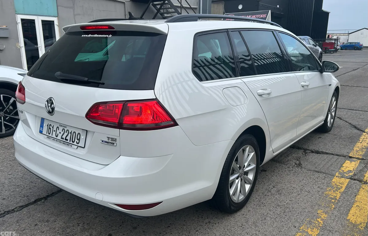 Volkswagen Golf Estate, Petrol, 2016, White