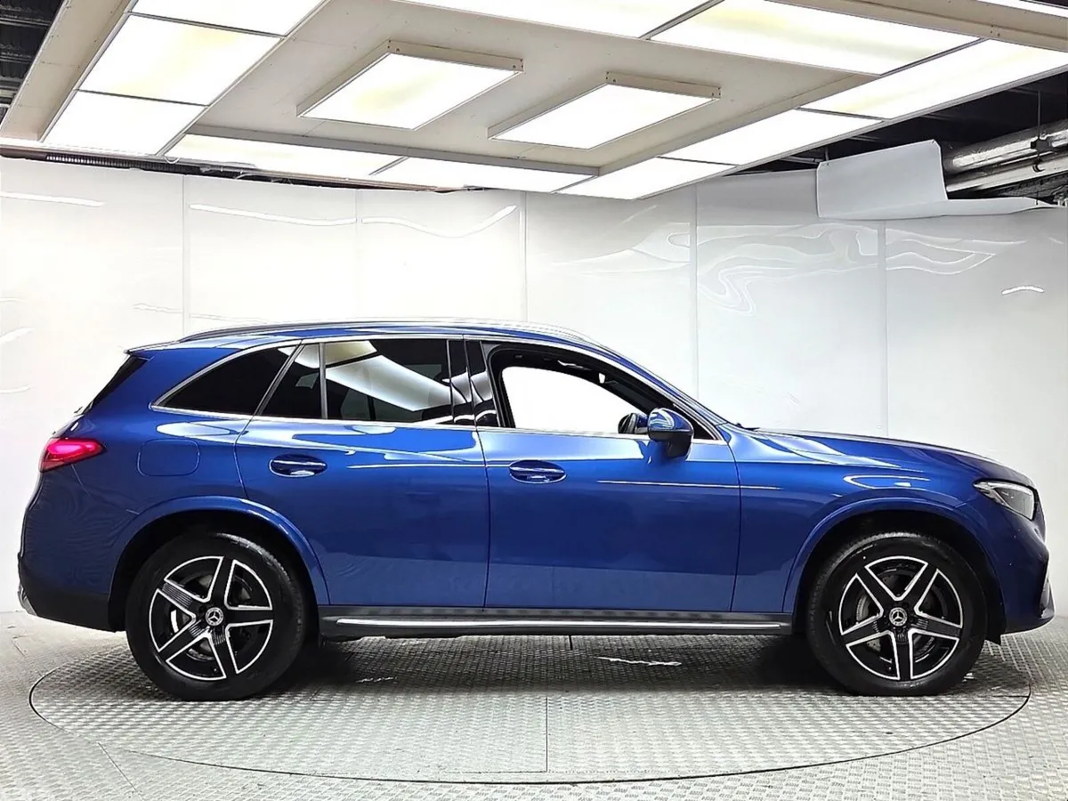 Mercedes-Benz GLC SUV, Petrol Plug-in Hybrid, 2026, Blue