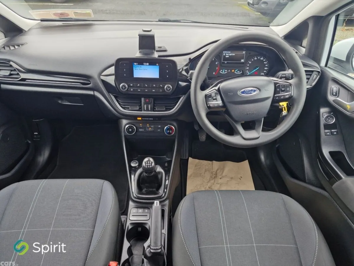Ford Fiesta Hatchback, Petrol, 2018, White