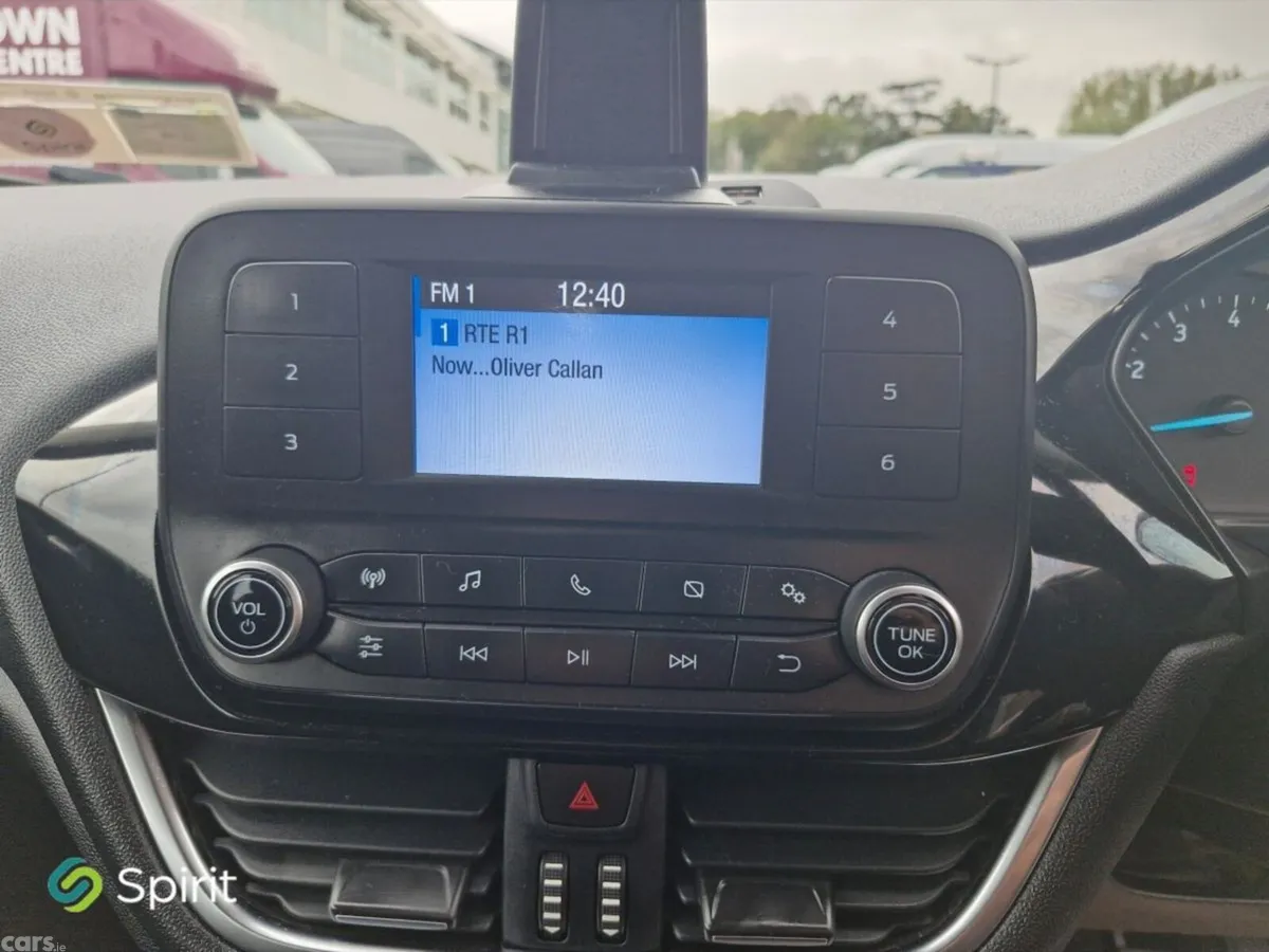 Ford Fiesta Hatchback, Petrol, 2018, White