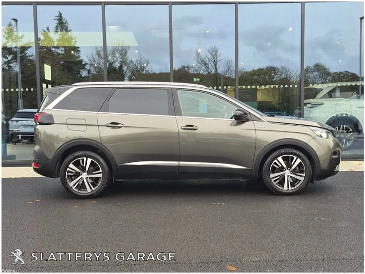 Peugeot 5008 MPV, Diesel, 2020, Grey