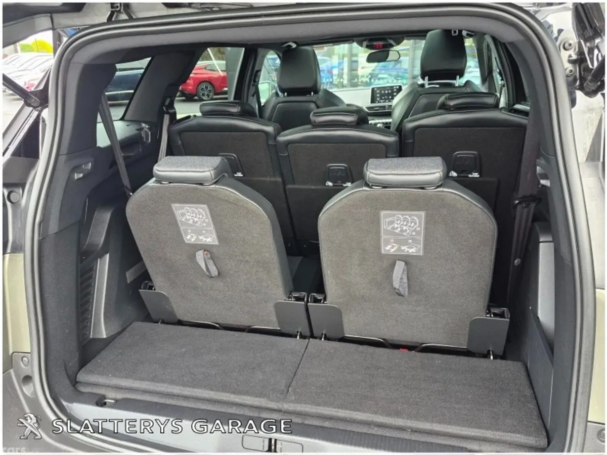 Peugeot 5008 MPV, Diesel, 2020, Grey