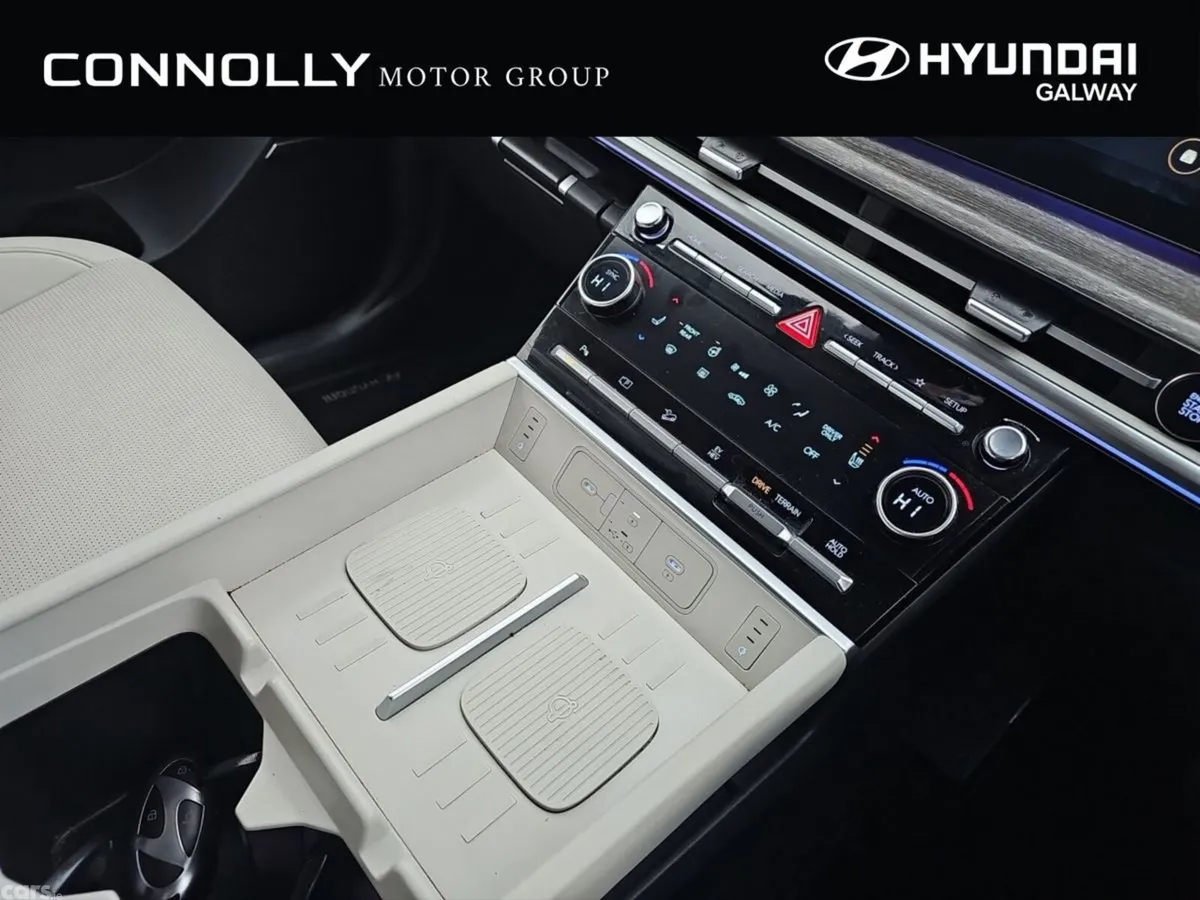 Hyundai Santa Fe SUV, Petrol Plug-in Hybrid, 2025, Black
