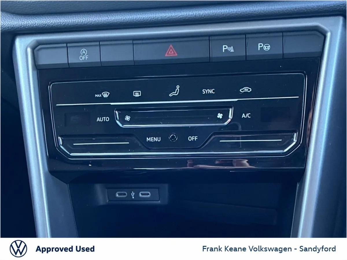 Volkswagen T-Roc SUV, Petrol, 2025, Black