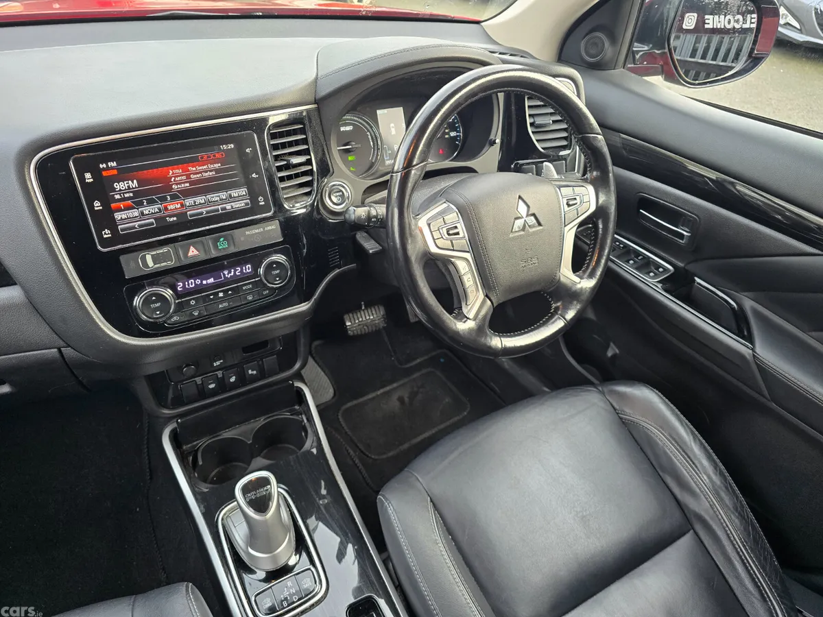 Mitsubishi Outlander SUV, Petrol Plug-in Hybrid, 2018, Red