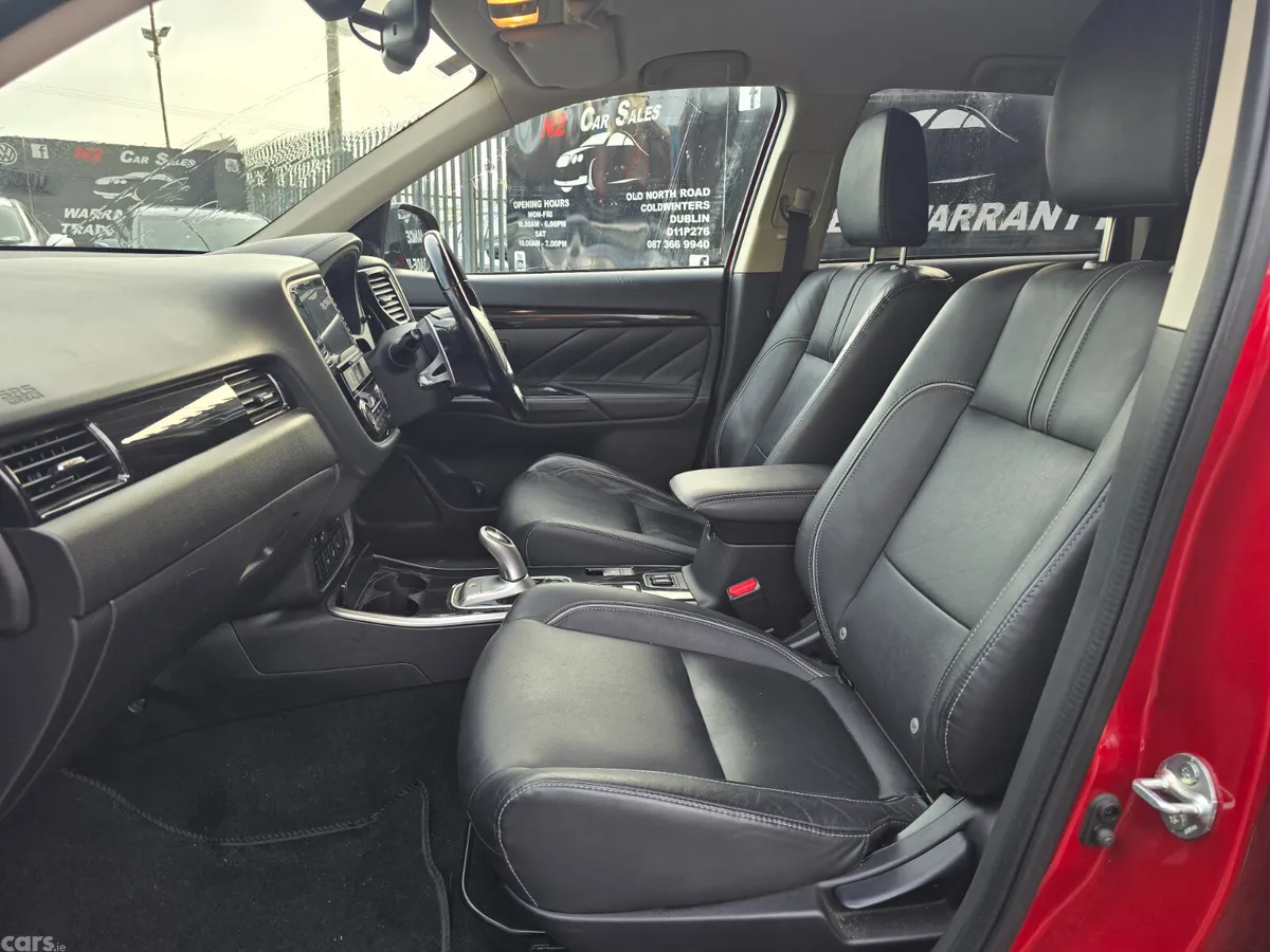 Mitsubishi Outlander SUV, Petrol Plug-in Hybrid, 2018, Red