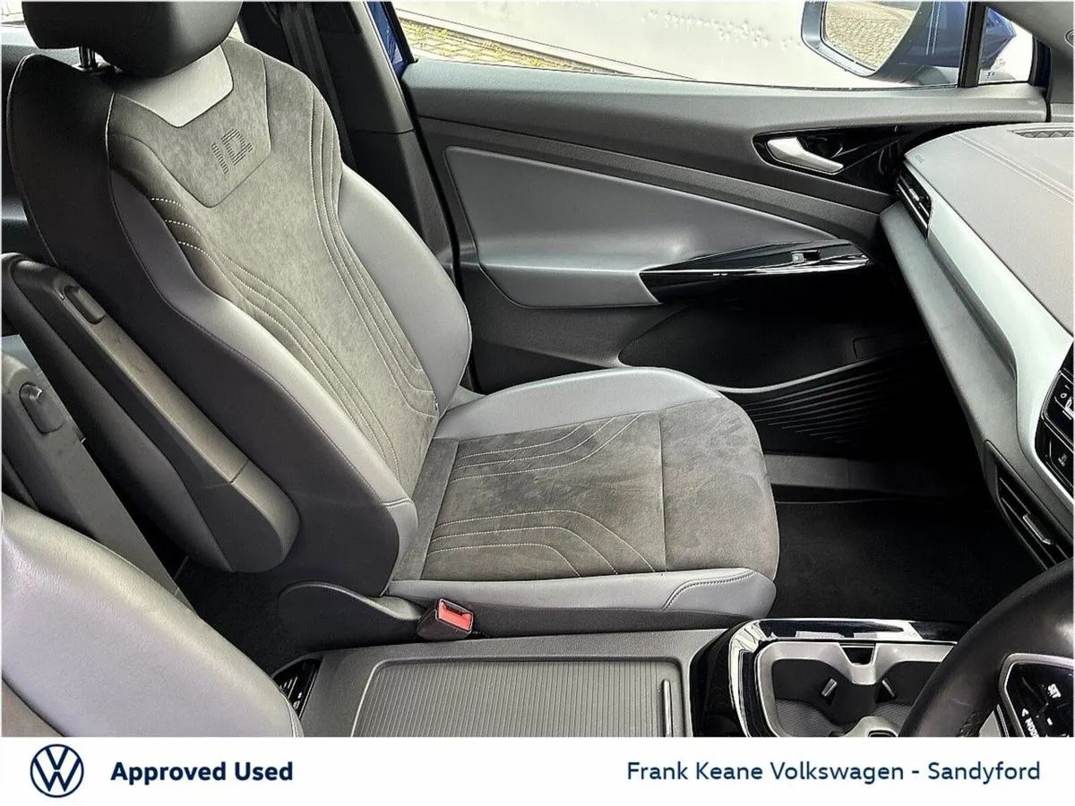 Volkswagen ID.4 Estate, Electric, 2023, Blue