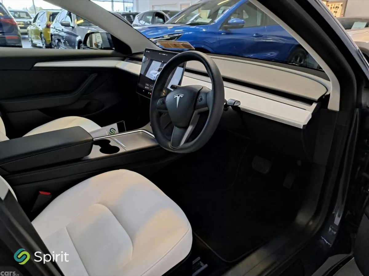 Tesla Model 3 Saloon, Electric, 2023, Grey
