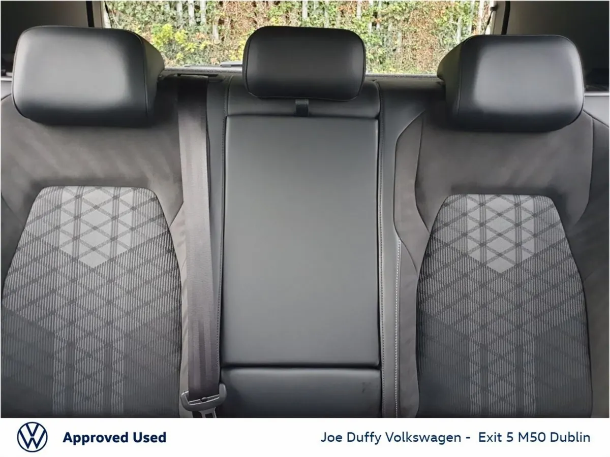 Volkswagen Golf Estate, Petrol, 2024, Grey