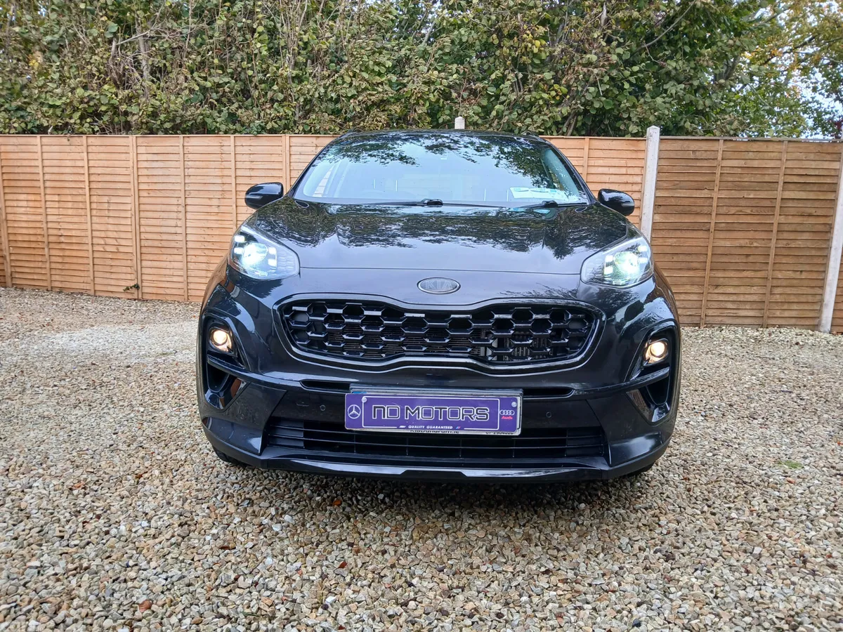 Kia Sportage SUV, Diesel Hybrid, 2022, Black