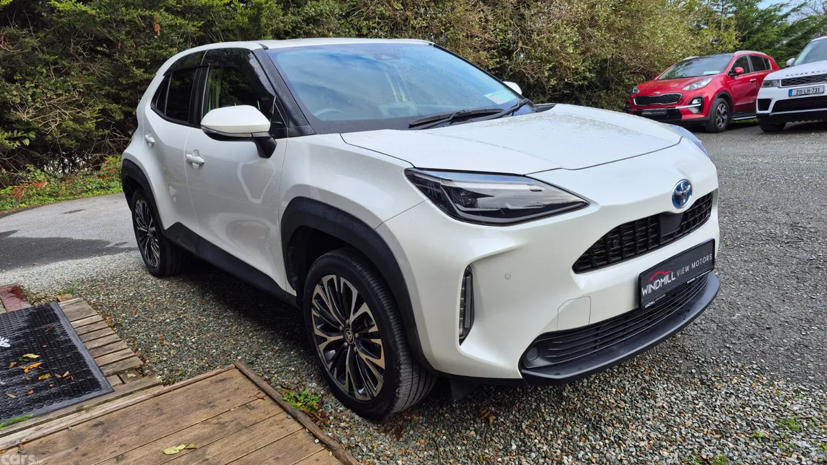 Toyota Yaris Cross MPV, Petrol Hybrid, 2020, White
