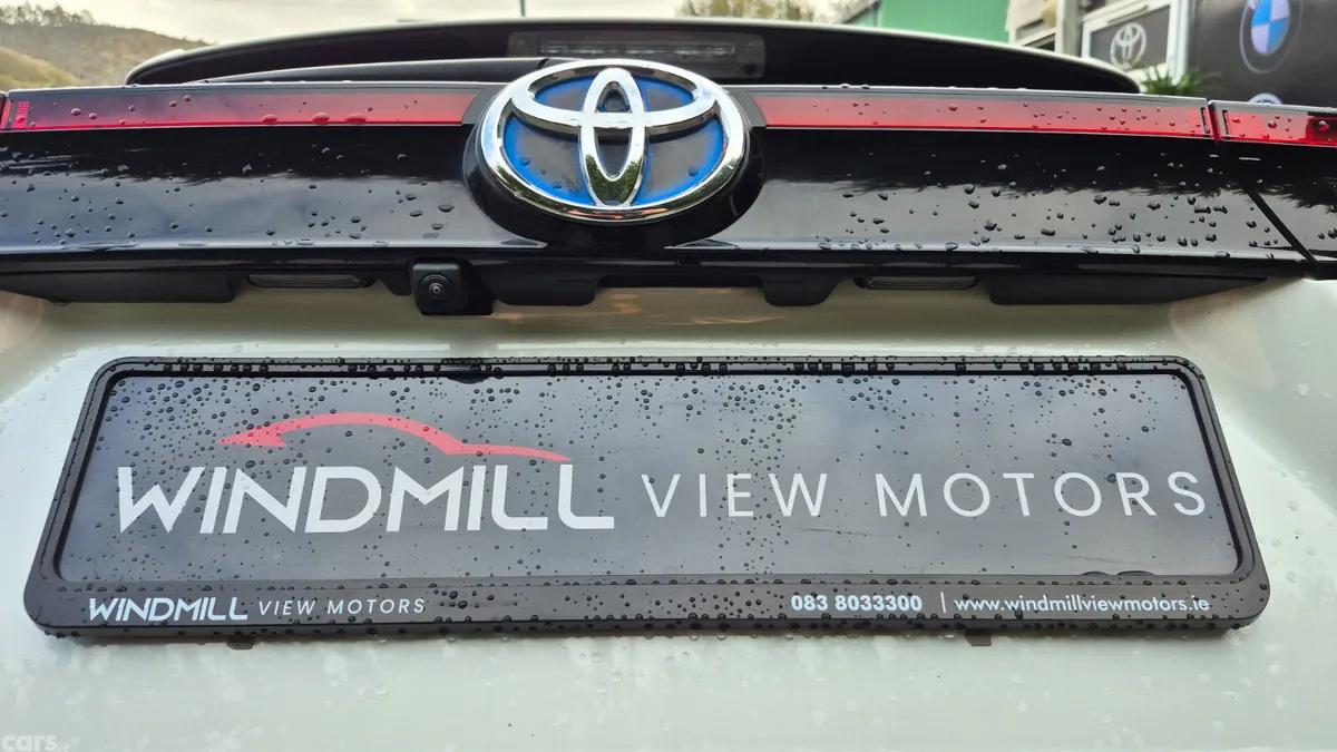 Toyota Yaris Cross MPV, Petrol Hybrid, 2020, White