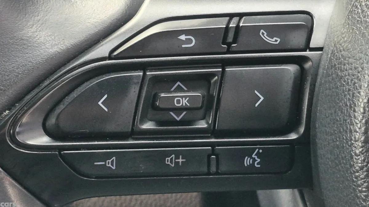 Toyota Yaris Cross MPV, Petrol Hybrid, 2020, White