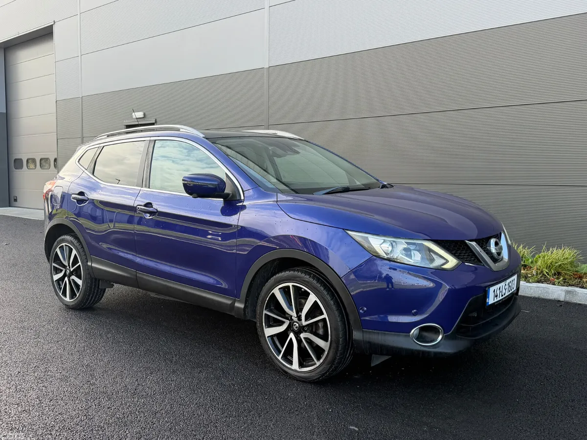 Nissan Qashqai Hatchback, Diesel, 2014, Blue