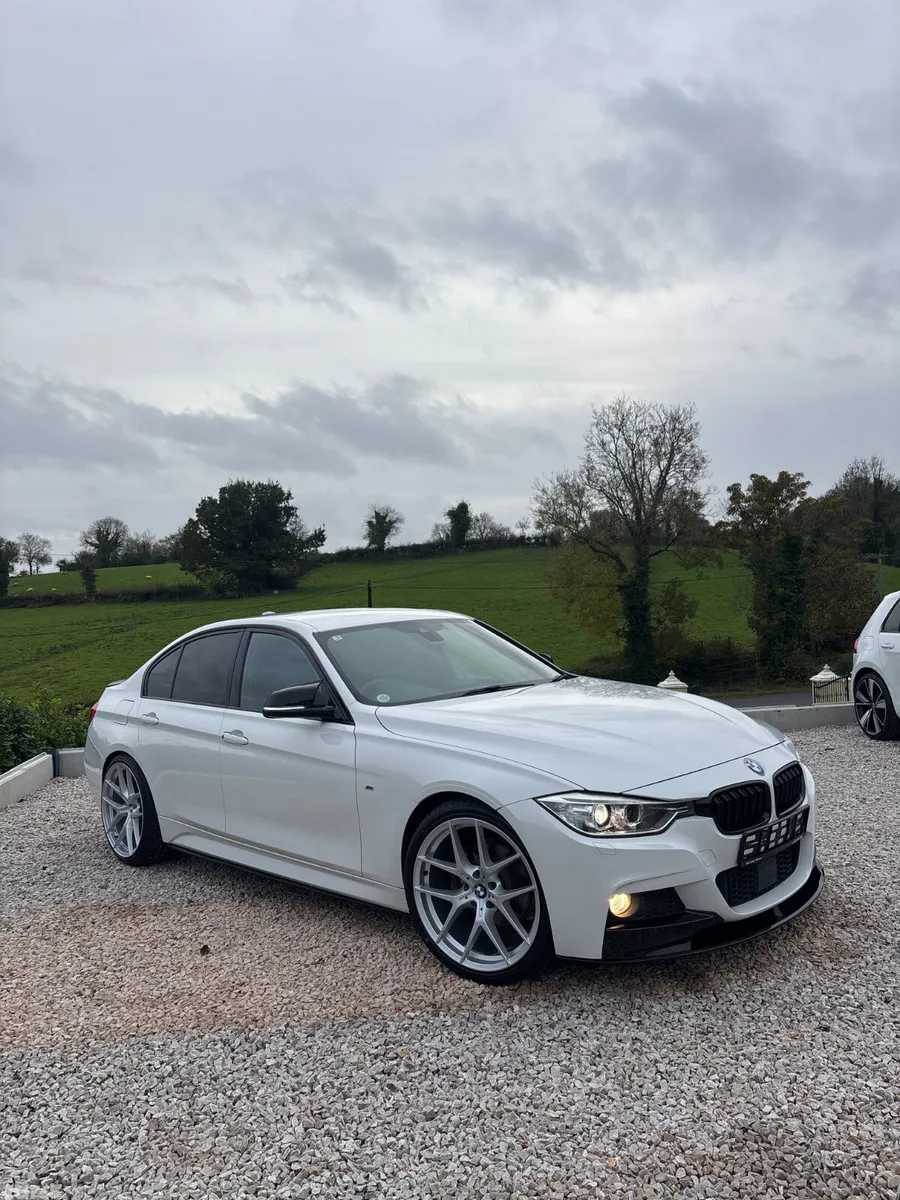 BMW 3-Series Saloon, Diesel, 2015, White