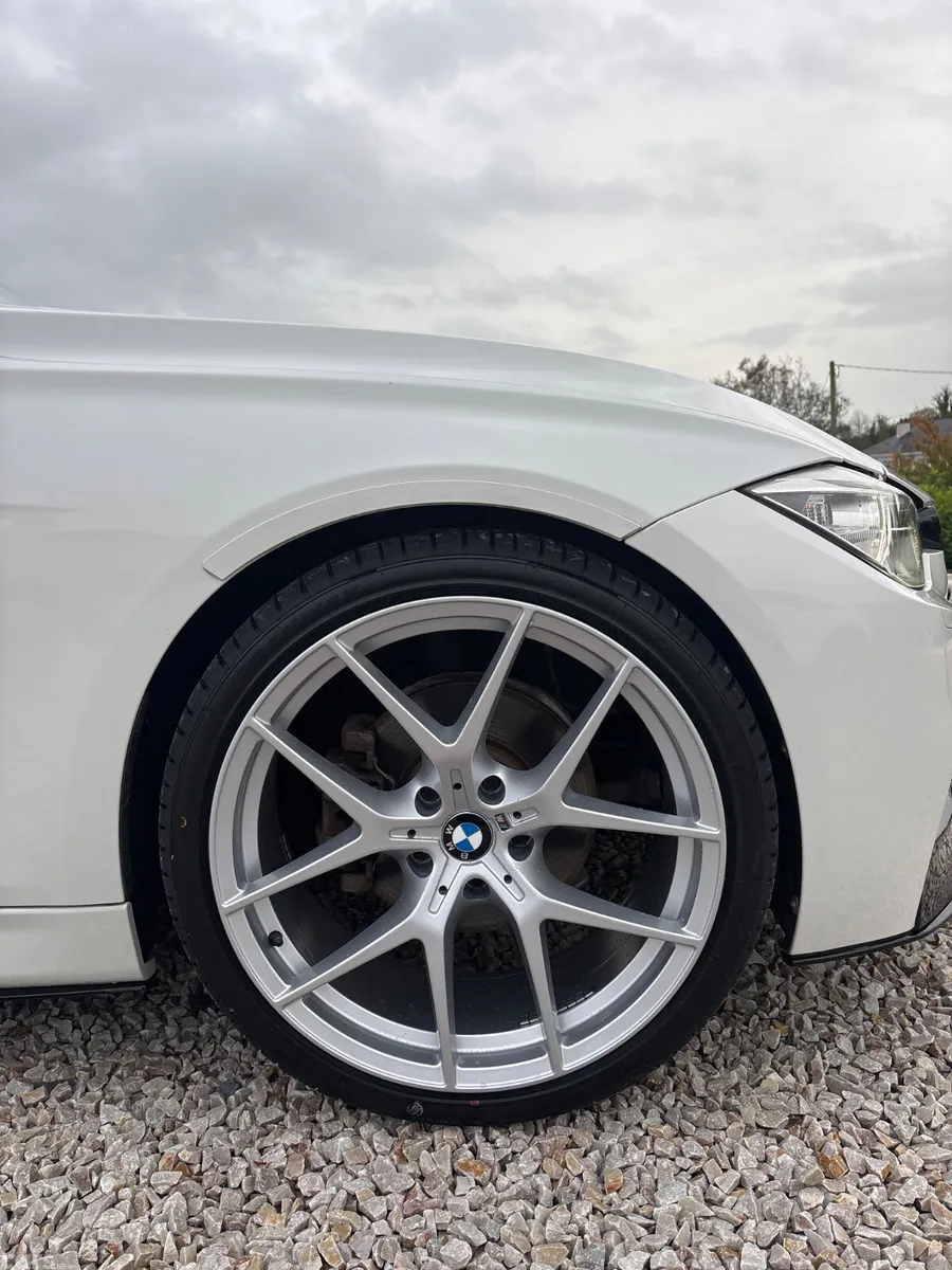 BMW 3-Series Saloon, Diesel, 2015, White