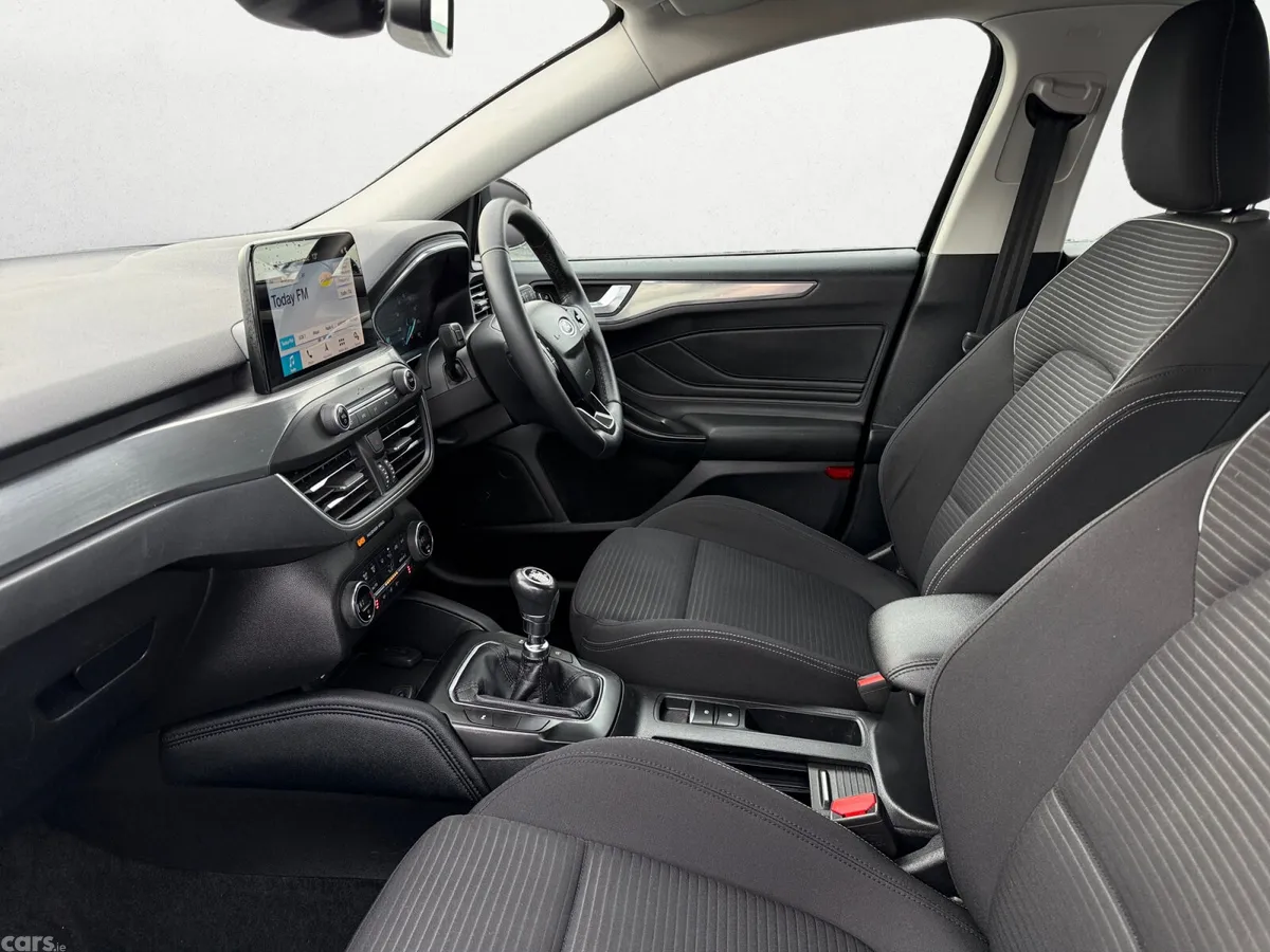 Ford Focus Hatchback, Diesel, 2019, Black