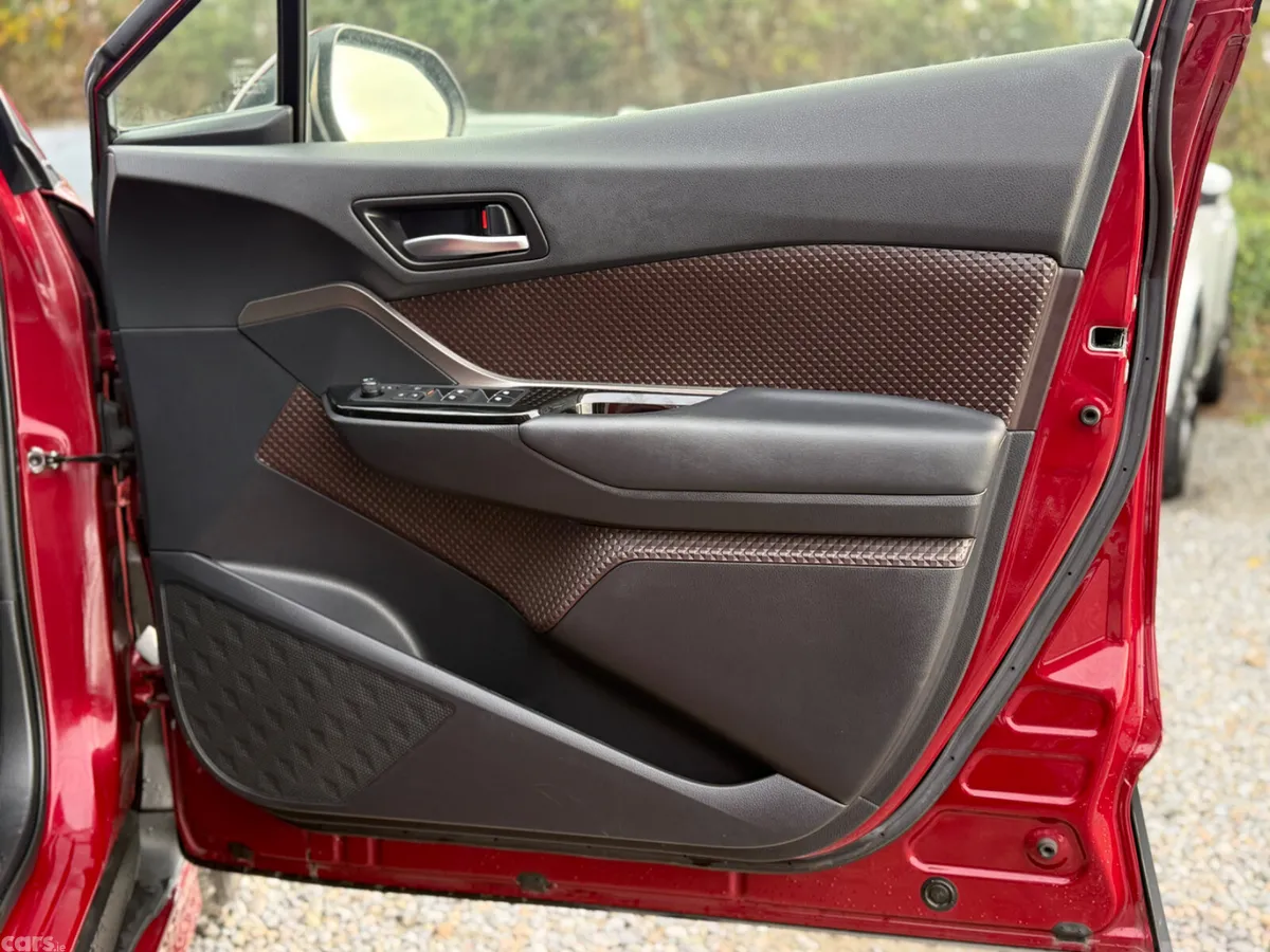 Toyota C-HR SUV, Petrol Hybrid, 2018, Red