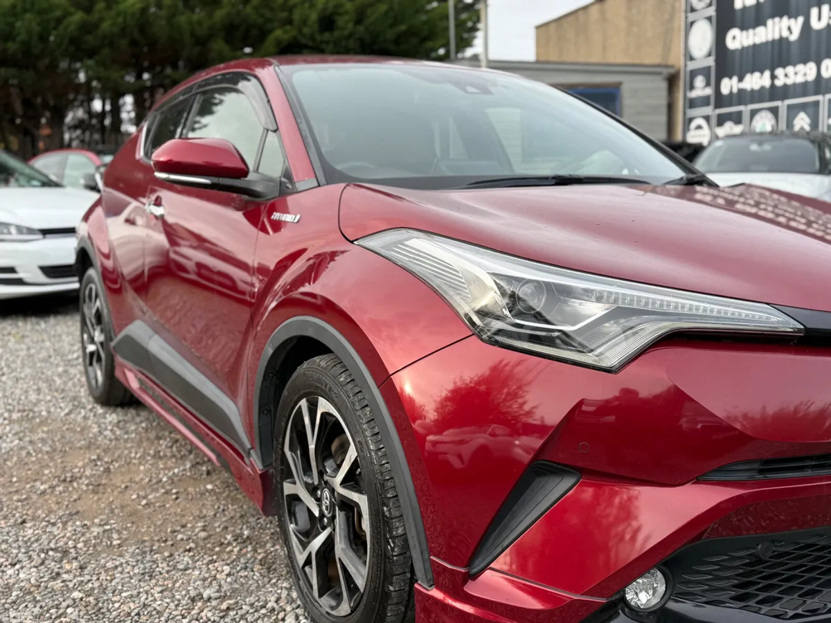 Toyota C-HR SUV, Petrol Hybrid, 2018, Red