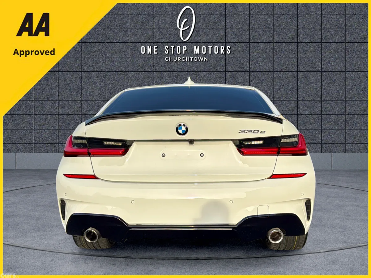 BMW 3-Series Saloon, Petrol Plug-in Hybrid, 2021, White