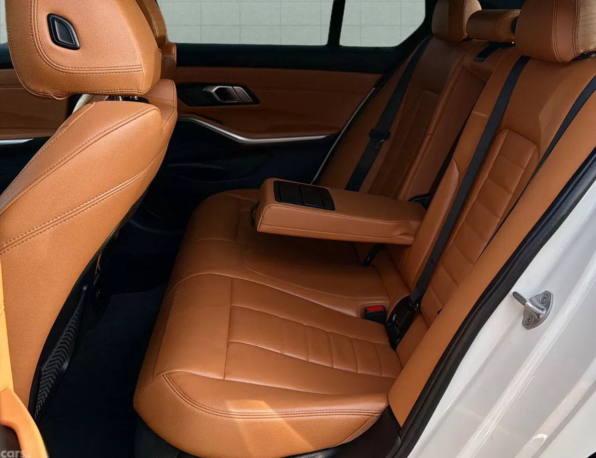 BMW 3-Series Saloon, Petrol Plug-in Hybrid, 2021, White