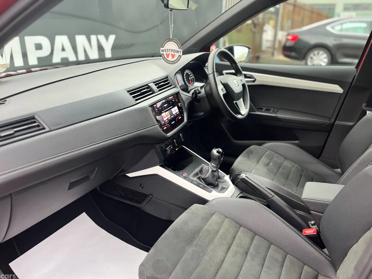 SEAT Arona SUV, Petrol, 2019, Red